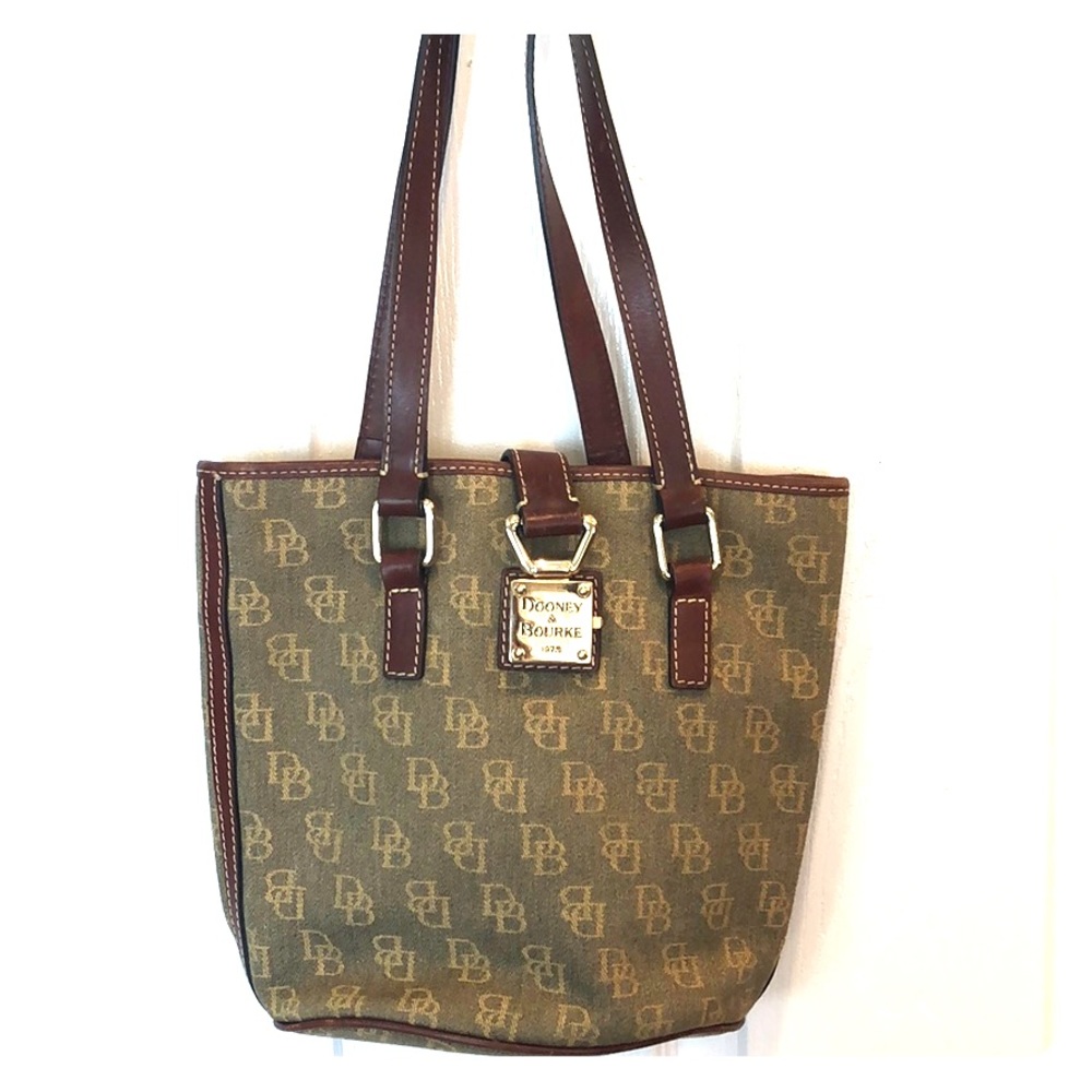 Dooney and Bourke Purse
